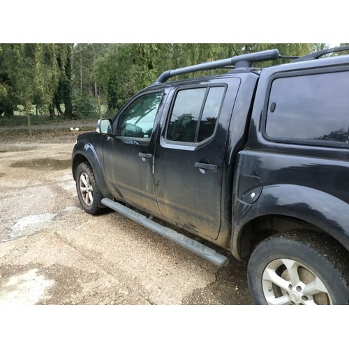 1 - September 2013 2.5 Nissan Navarra Diesel MOT till 25/9/24 - 2 keys & V5 & MOT certificate in office ... 