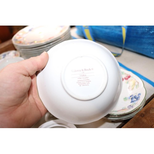 647 - Villeroy & Boch tableware