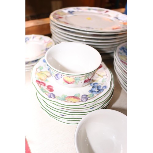 647 - Villeroy & Boch tableware