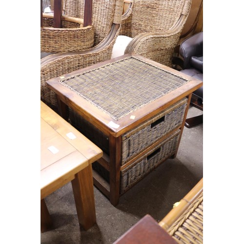 Lot 674       