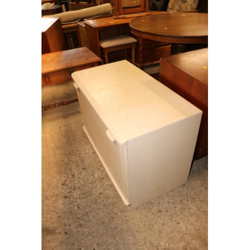 681 - Lime oak ottoman