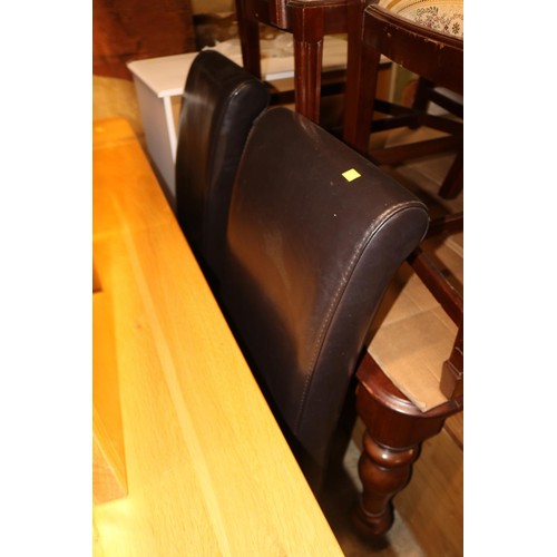 703 - Heavy oak dining table with 6 chairs