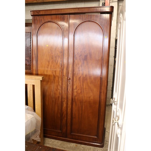 730 - Victorian mahogany 2 drawer wardrobe