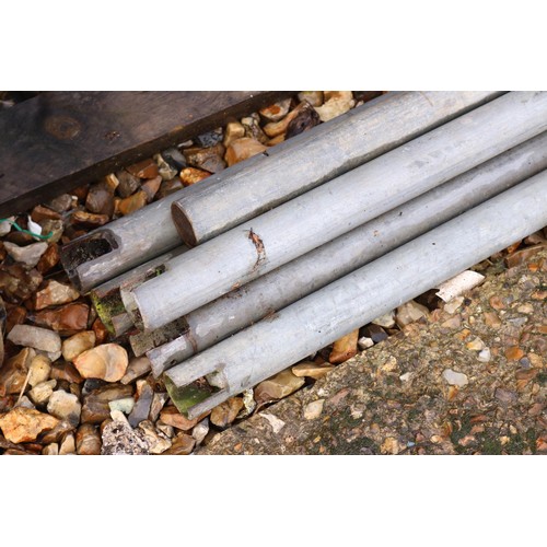 6 - Qty of scaffold poles