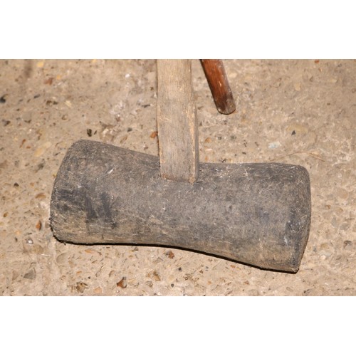 204 - Large rubber mallet (ex fairground)