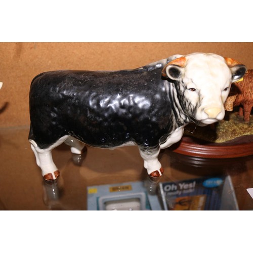 539 - various cattle ornaments
