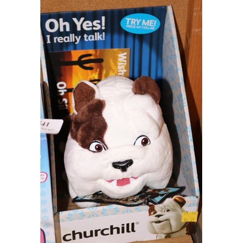 541 - Churchill/confused.com promo figures