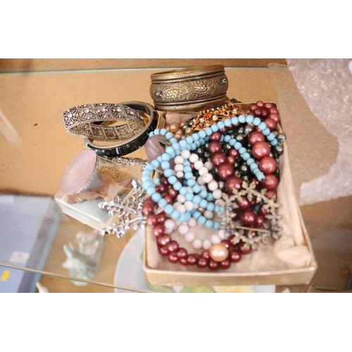Lot 545       