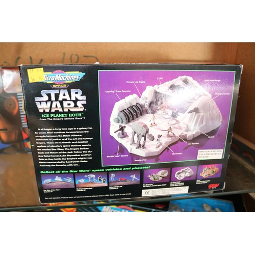555 - Star Wars micro machines - unopened Moth playset