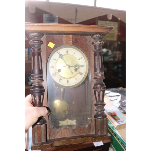 614 - 2 wall clocks