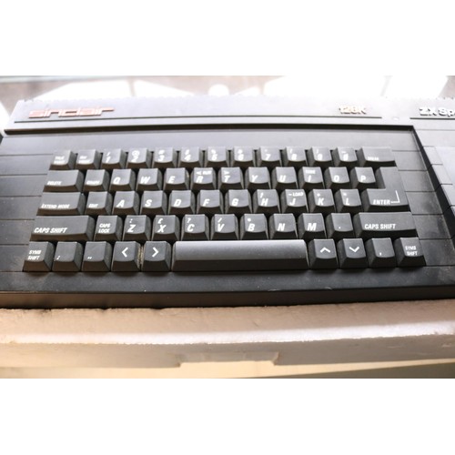627 - Boxed Zx spectrum + 3 speicla light gun model - complete original condition, except multi disc but m... 