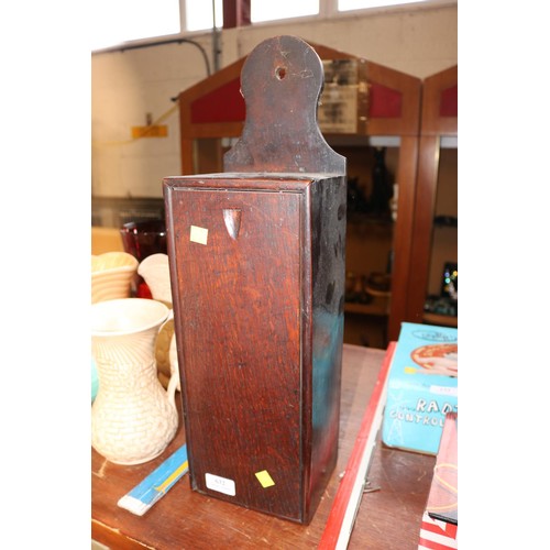 632 - Oak candle box