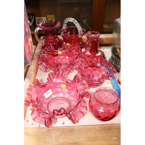 634 - 8 pieces of Cranberry glass