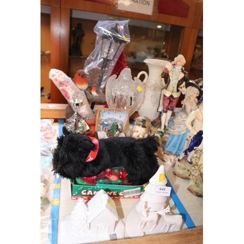 641 - Christmas items - angel, tree, musical scene, robin solar light