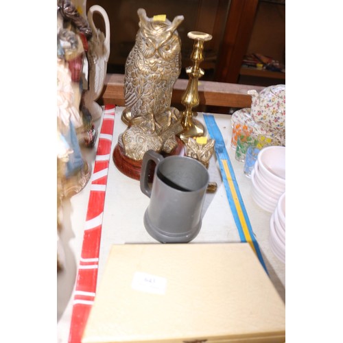 643 - Brass ware