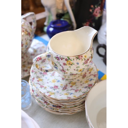 644 - Tams wear chintz part tea set (1930's) & pots