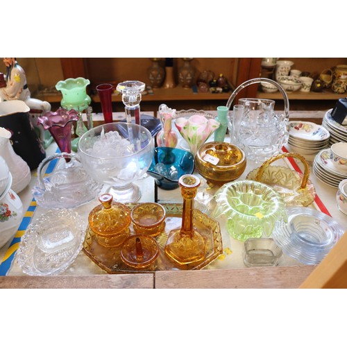 646 - Qty of glassware