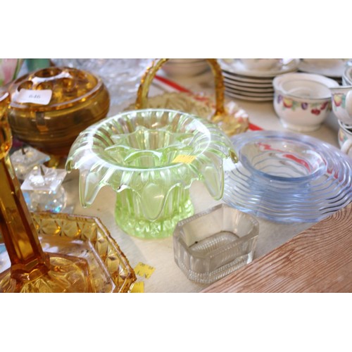 646 - Qty of glassware