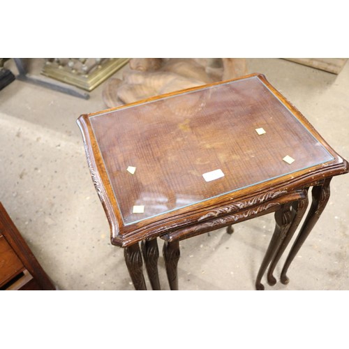 663 - Nest of 3 tables