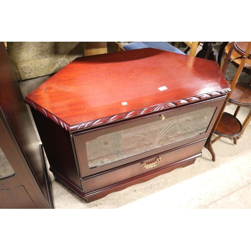 Lot 707       