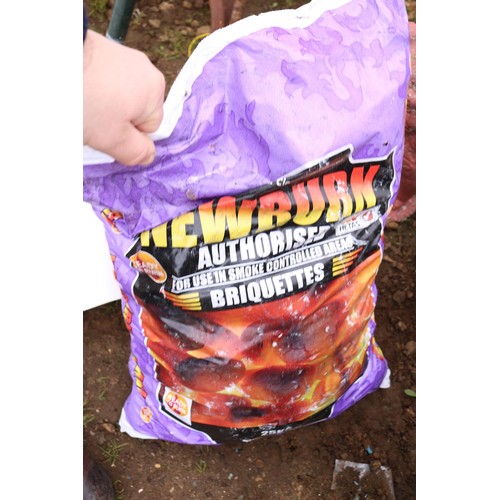 28 - 25kg bag of smokeless briquettes