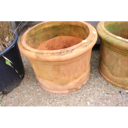 73 - Terracotta pots (large, old) x2