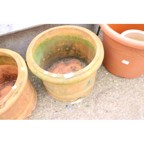 73 - Terracotta pots (large, old) x2