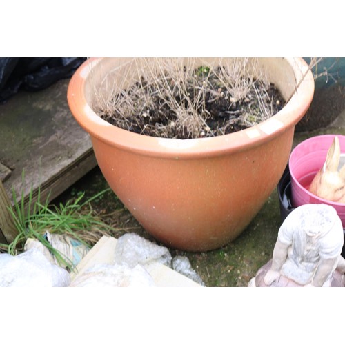 104 - Large terracotta coloured planter