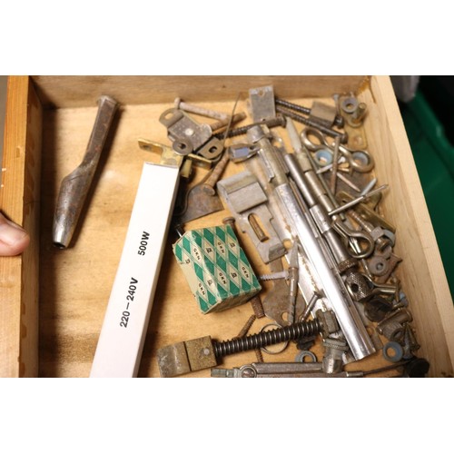 161 - Engineering chest with tools