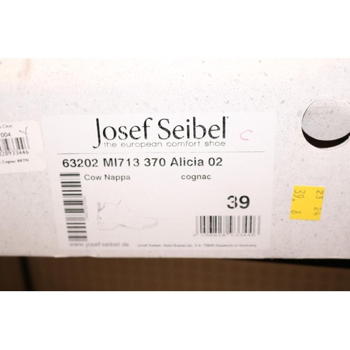 261 - New Josef Seibel black, size 40 carole slip-ons