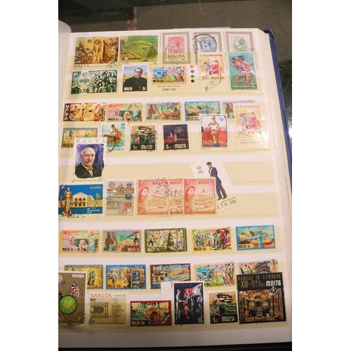 658 - Album & stock book stamps from India in 1 selection in the other