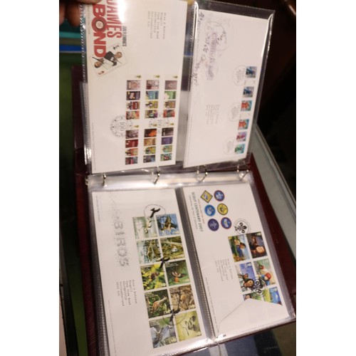 660 - 2 albums of GB first day covers