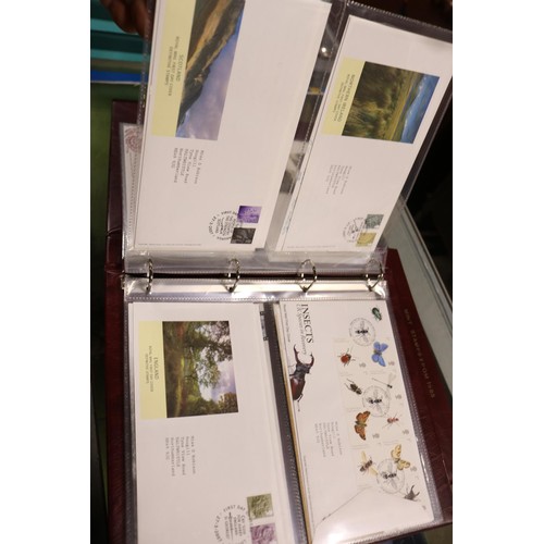 660 - 2 albums of GB first day covers