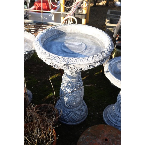 55 - Large bird bath