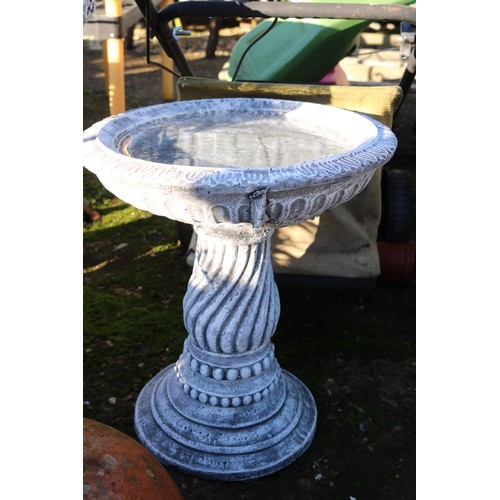 55A - small bird bath