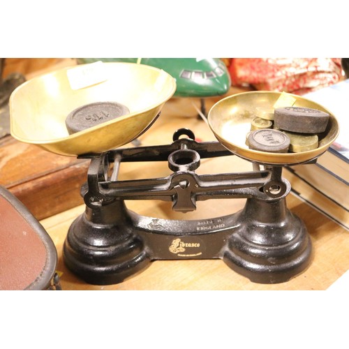 429 - Set of kitchen, scales and weights