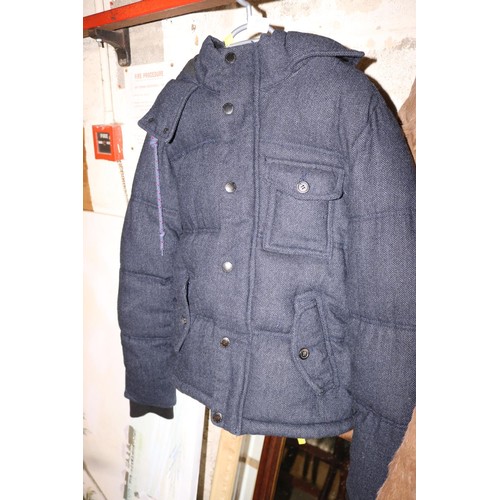 579 - Mens padded jacket, herringbone - small