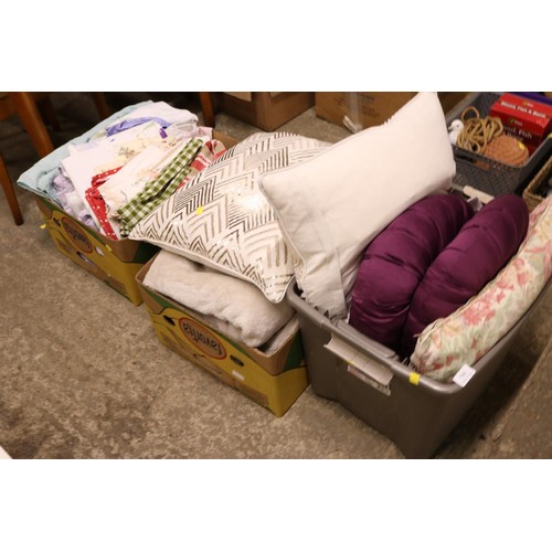 700 - 3 boxes of various cushions, seat pads, throws & linen