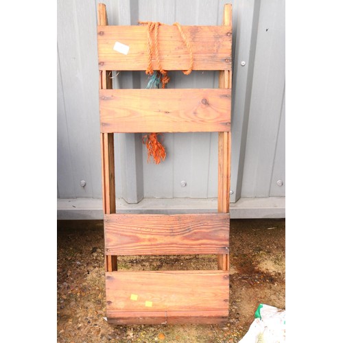 1 - Vintage wood sledge