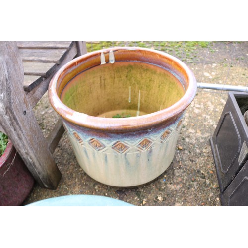 13 - Large decorative planter