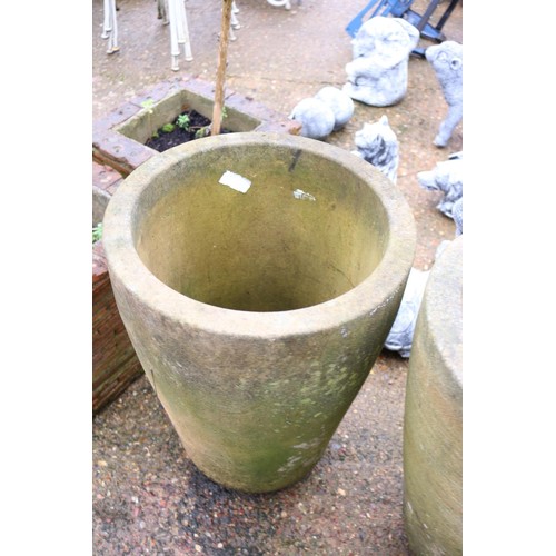 40 - Pair of large stone garden planters