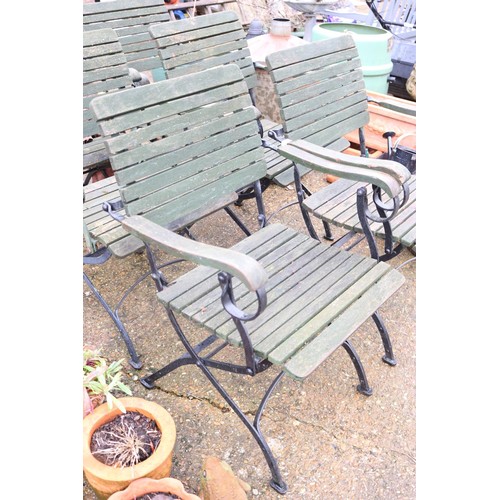 69 - 6 garden chairs with cushions (inside)