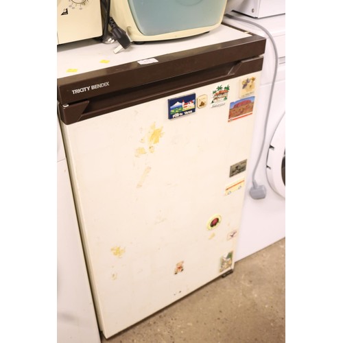 117 - Tricity bendix fridge - warranted until 12 noon Tuesday following the above sale