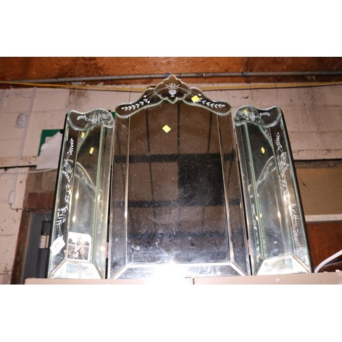 474 - Freestanding dressing table mirror