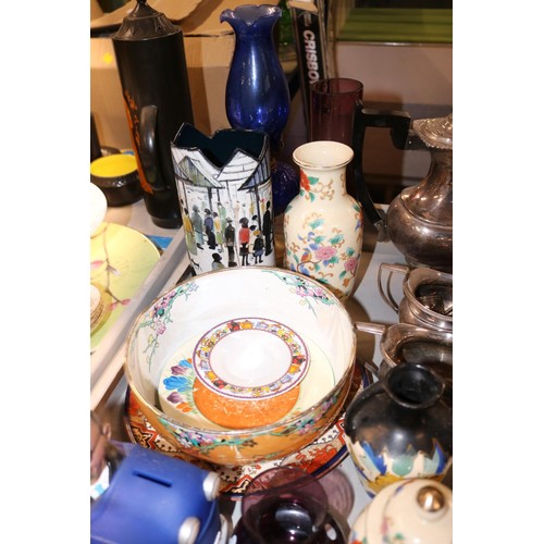 575 - Quantity of Collectibles, including China, glass and metal Wares