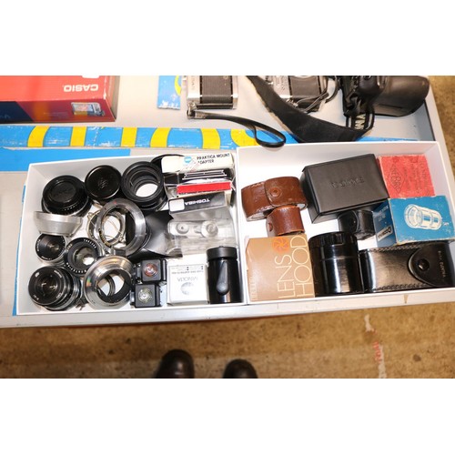 602 - Two small boxes of various lenses, miscellaneous, et cetera