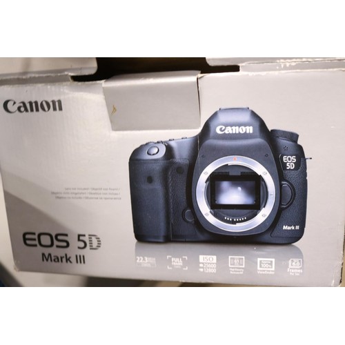 609 - Canon EOS5D Mark three body camera only - no battery or charger or lens,  note, C S. Card slot has b... 