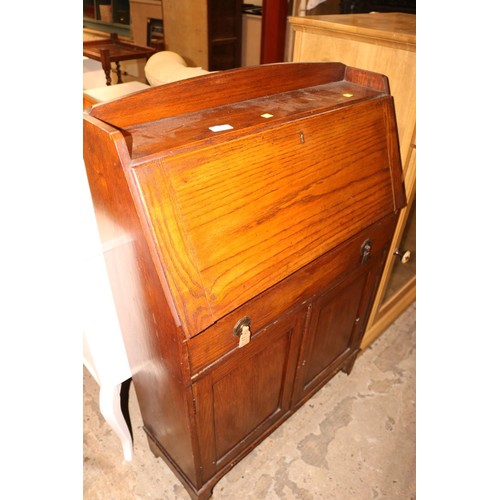 634 - Small oak bureau