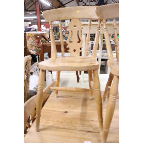 651 - Pine table & 4 chairs