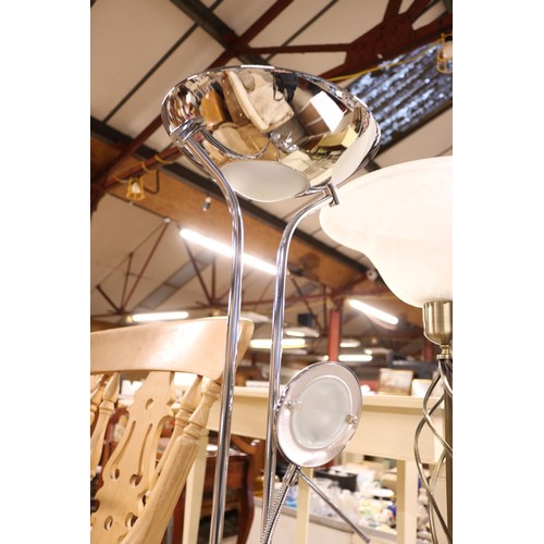 657 - Metal uplighter/reading lamp - warranted until 12 noon Tuesday following the above sale